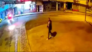 Alkollü Şoför Parktaki Araçlara Saldırdı!