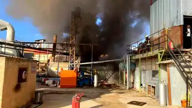 Elazığ Belediyesi Şantiyesindeki Yangın Söndürüldü