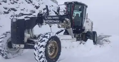 Doğu Anadolu'da Köy Yolları Açılıyor