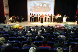 Doğu Anadolu'da Öğretmenler Günü Kutlaması