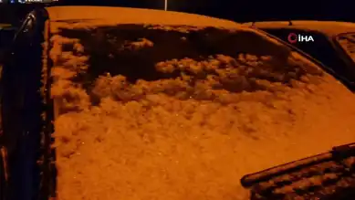 Doğu Anadolu'da Şiddetli Soğuk: Araçlar Buz Tuttu