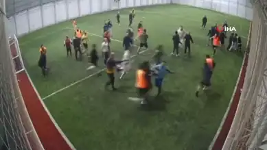 Halı Saha Maçında Kavga!Elazığ'da Gerilim