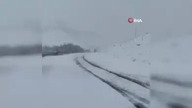Doğu Anadolu Bölgesinde Köy Yolları Kapandi