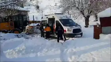 Elazığ'da Kapanan Yol, Hastayı Ölümden Kurtardı