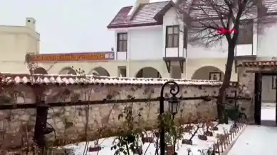 Elazığ Harput'ta Kar Yağışı! Tarihi Yapılar Beyaz Örtüyle Kaplandı