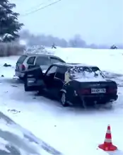 Elazığ'da Buzlanma Nedeniyle Zincirleme Kaza: 5 Yaralı
