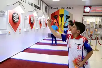 11 Yaşındaki Dart Ustasının Hedefi Büyük: Milli Takım!