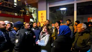 Karakoçan Belediyesi'ndeki Pankartlar Kaldırıldı