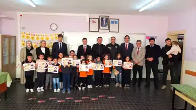 Keban'da Karneler Dağıtıldı: Öğrenciler Tatili Karşıladı