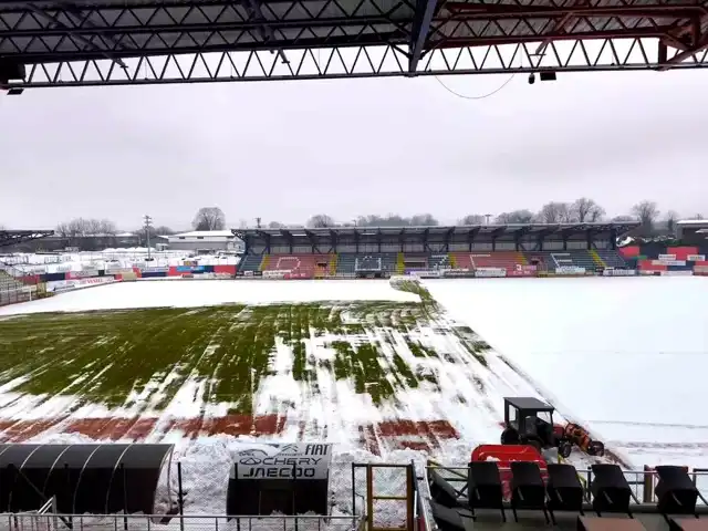 Düzcespor-Elazığ FK Maçı İçin Stadyum Hazırlığı