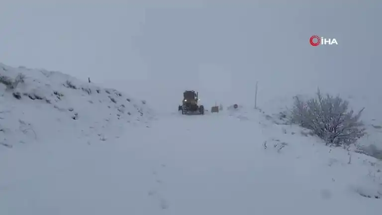 Doğu Anadolu'da 127 Köy Yolu Açıldı