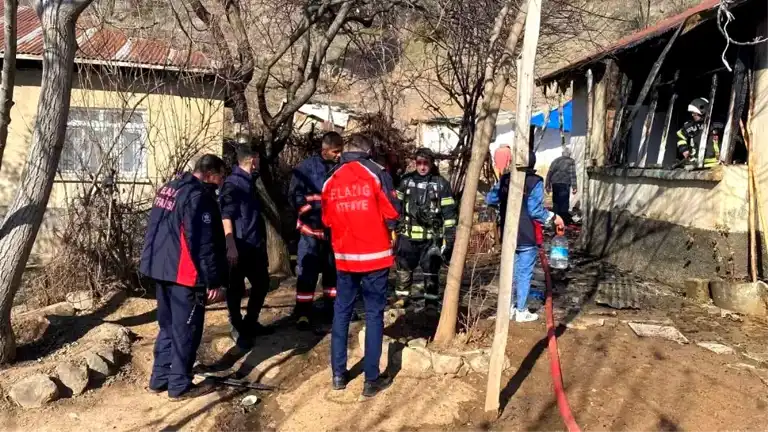 Elazığ'da Yangın Faciası: Genç Kız Hayatını Kaybetti