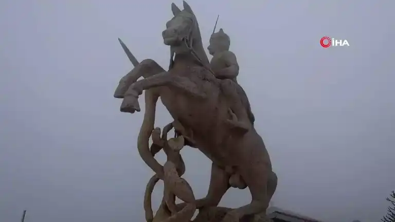 Elazığ'da Yaşamı Felç Eden Yoğun Sis ve Soğuk