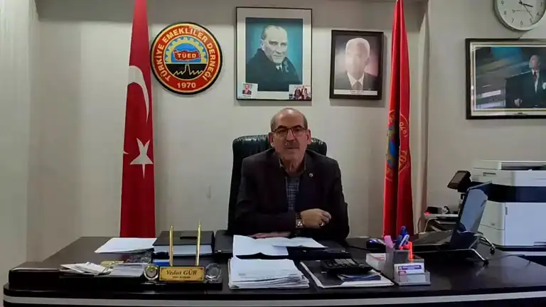 Emekliler Kademeli Zam İstiyor