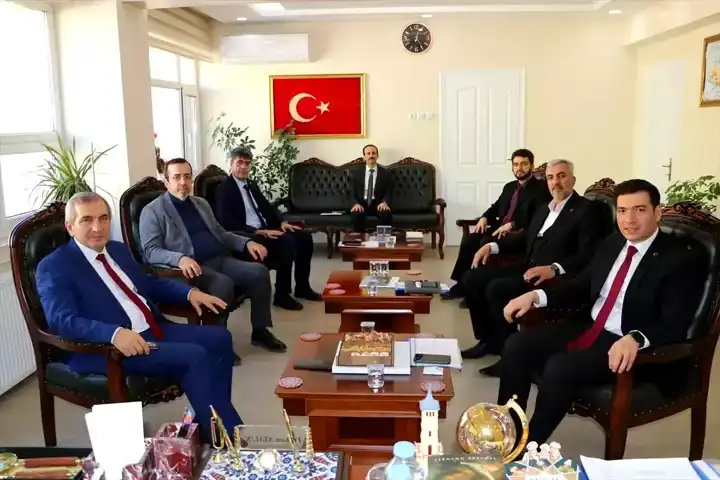Keban'da Eğitime Destek Toplantısı: Okul Başarısı Değerlendirildi