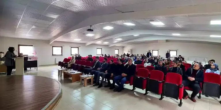 Keban'da Kadına Yönelik Şiddete Karşı Seminer