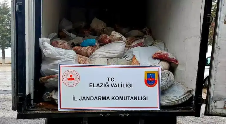 Kovancılar'da 5 Ton Kaçak Et Yakalandı!